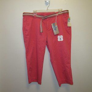 Dockers Khaki Diem Soft Capris NWT
